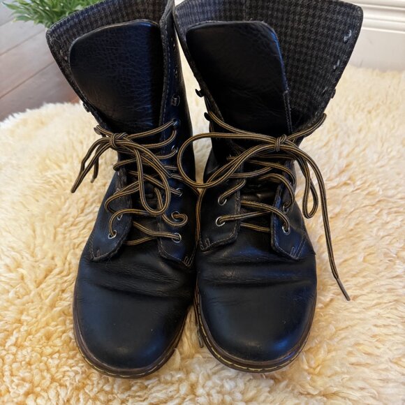 Doc Martens Tehani Boot - GUC - Size 9 - Picture 6 of 6